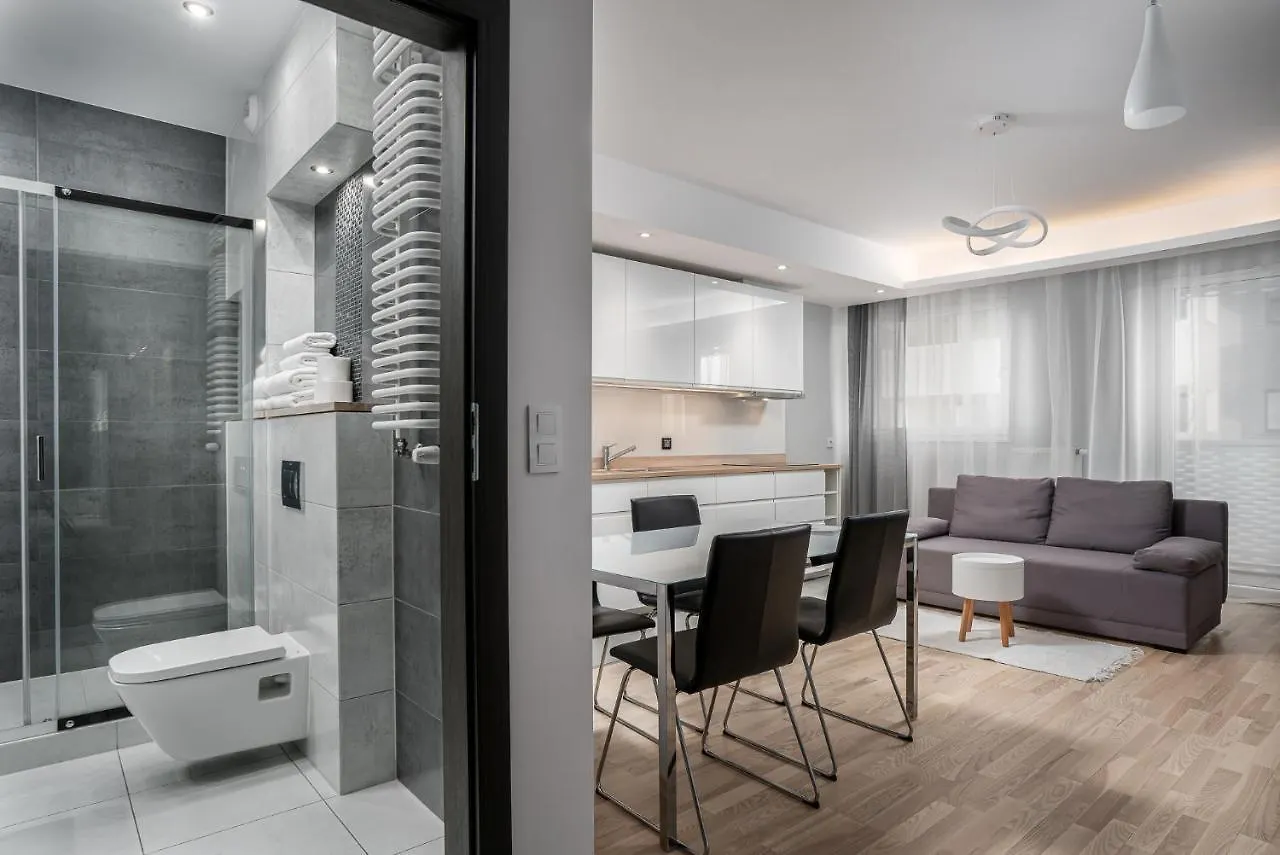 Rentplanet - Apartamenty Atal Tower Wrocław 0*,  Polen