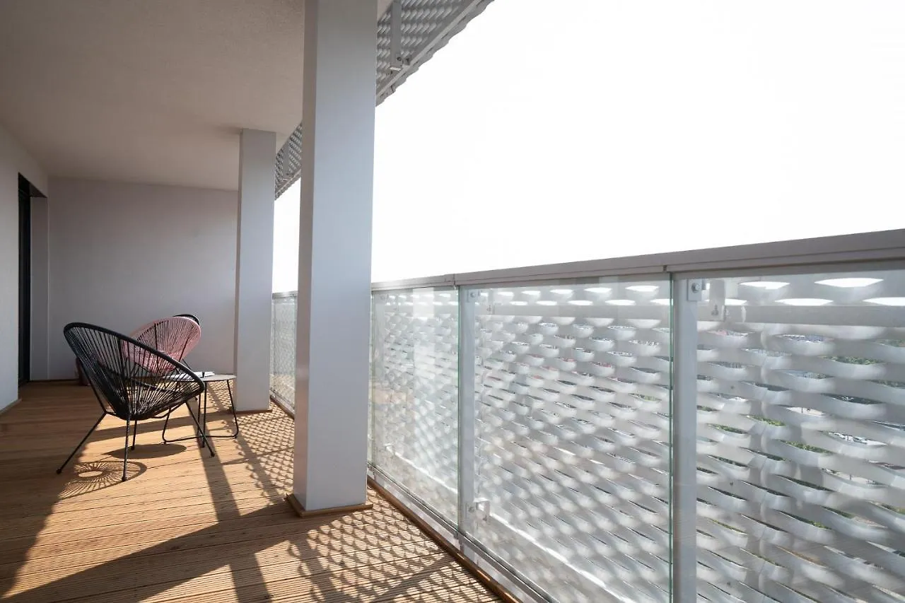 Rentplanet - Apartamenty Atal Tower Wrocław 0*,